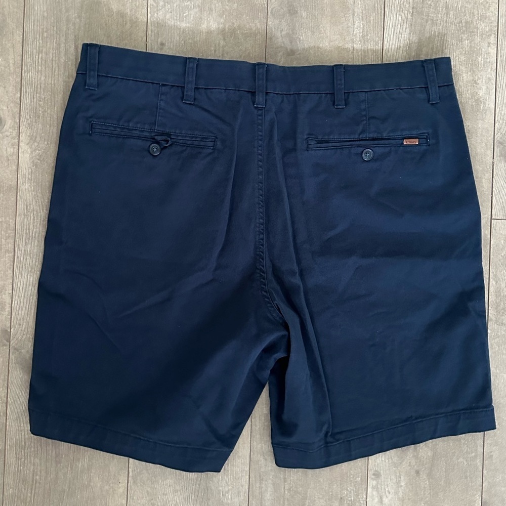 Chaps Shorts Men’s navy blue stretch chinos size 38